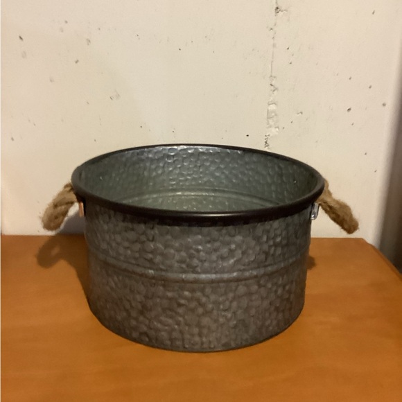 Hobby Lobby Other - Hobby Lobby Galvanized Metal Bin with Rope Handles